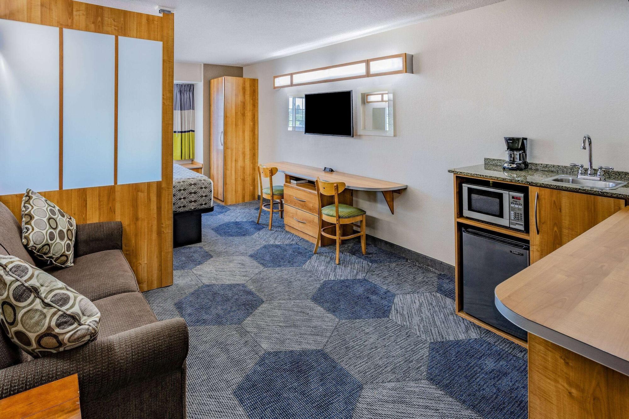 Microtel Inn & Suites By Wyndham Johnstown Exterior photo